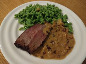 Braten mit Bärlauchspätzle